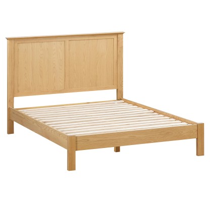 Moreton Oak 4'6 Dobule Panel Bed